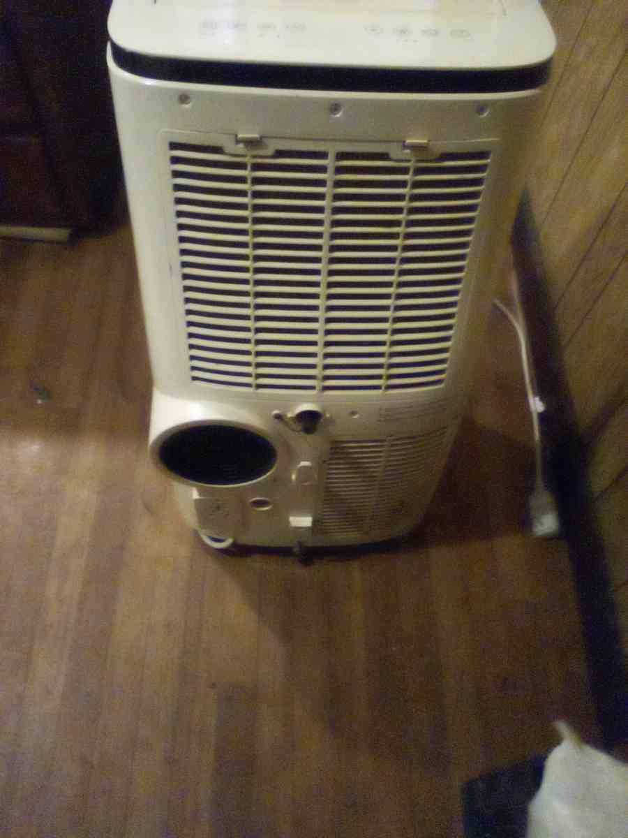 portable humidifier and AC unit works very good - Oklahoma City, Oklahoma - FleaMarketBay