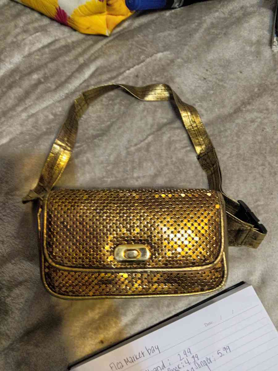 Purse Gold Colored - Louisville, Kentucky - FleaMarketBay
