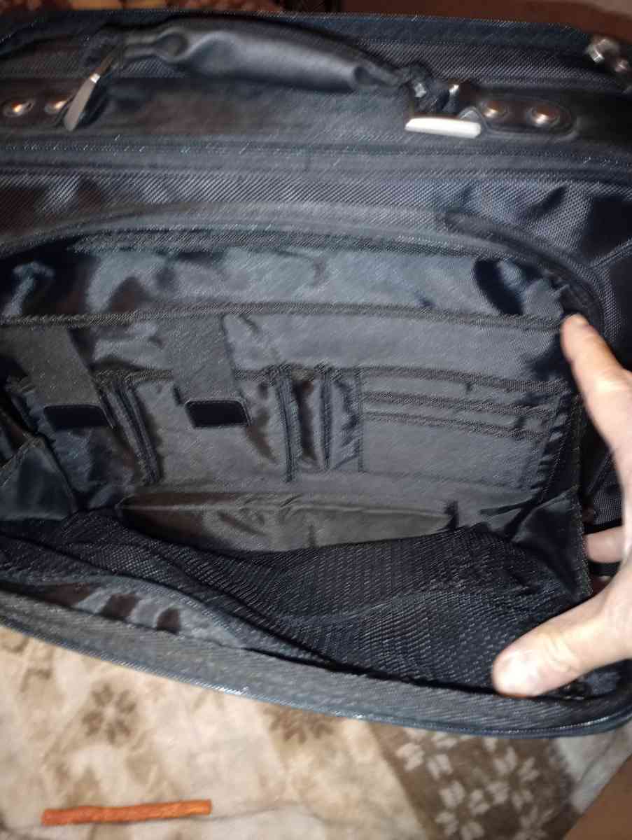 DELL BRIEFCASE - Spring Hill, Florida