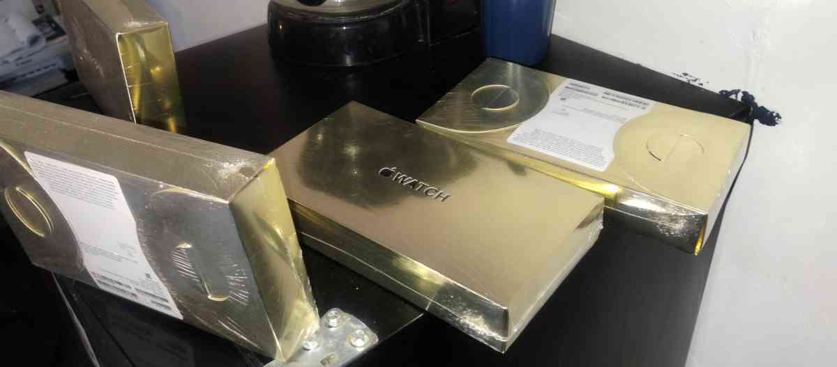 Apple Ultra 2 Gold Edition smart watches 4 left - Las Vegas, Nevada - FleaMarketBay