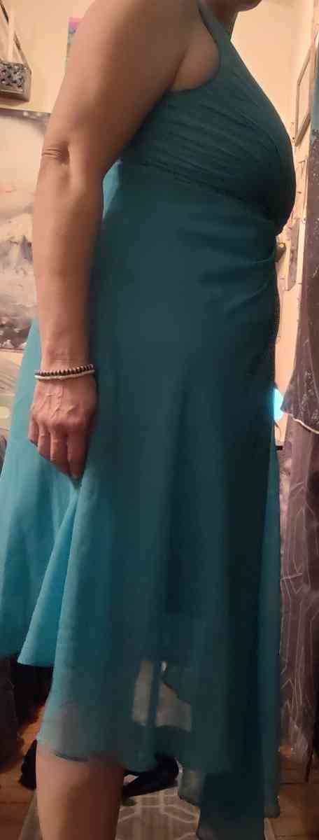 sz 12 Davids Bridal formal dress - Burkburnett, Texas