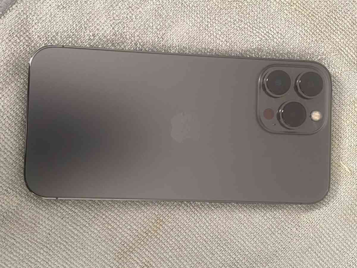 iPhone 13 Pro Max - Atlanta, Georgia - FleaMarketBay