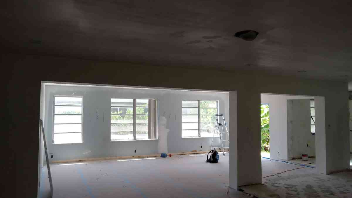 trabajos de pintura  I finis I tile estimado fri - Havana, Florida - FleaMarketBay