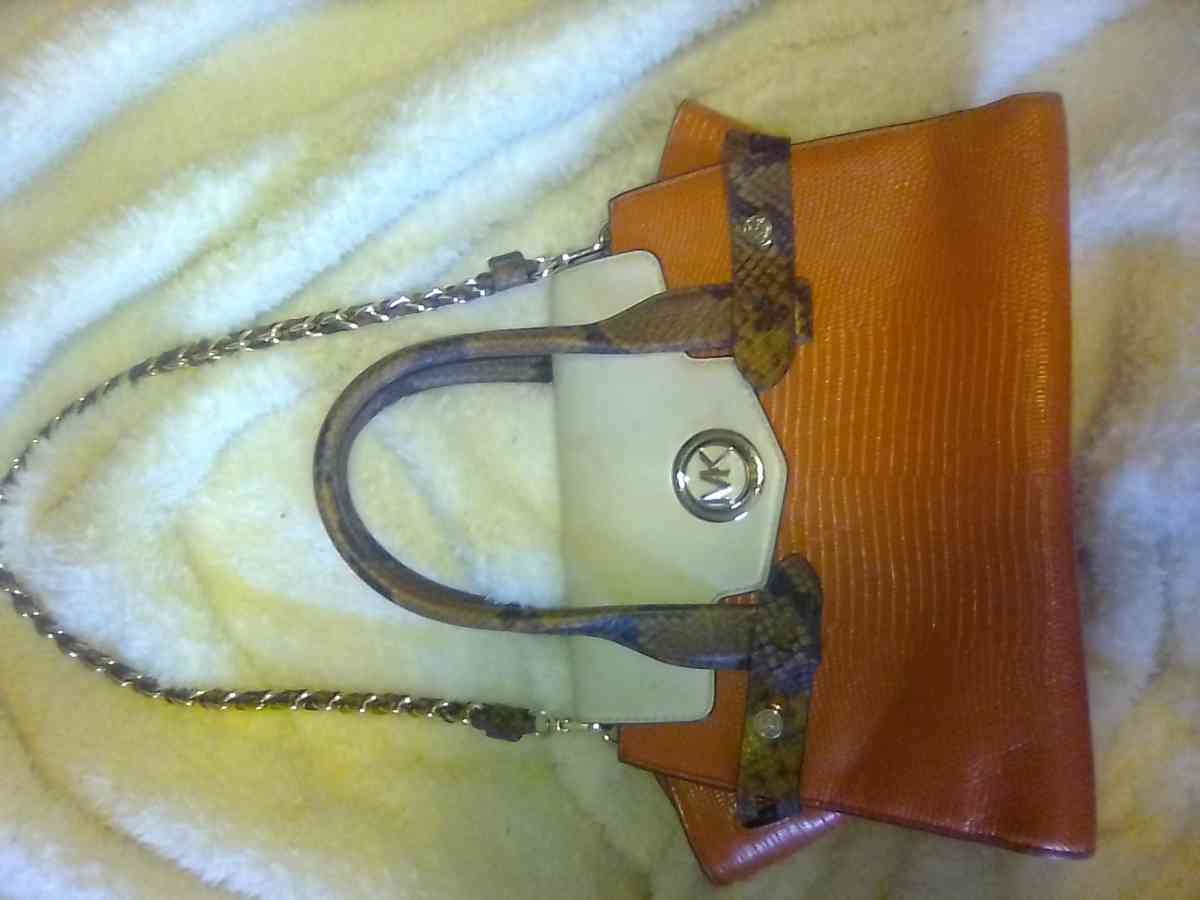 Michael Kors Crossbody Handbag Purse - Boston, Massachusetts