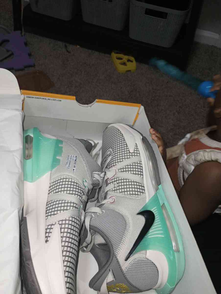 Nike LeBron witness 7 - Marietta, Georgia - FleaMarketBay