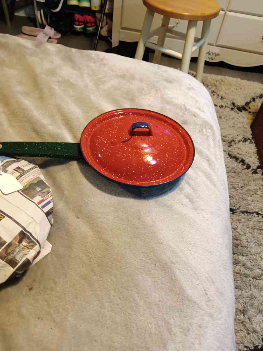 Granite Skillet with lid - Louisville, Kentucky