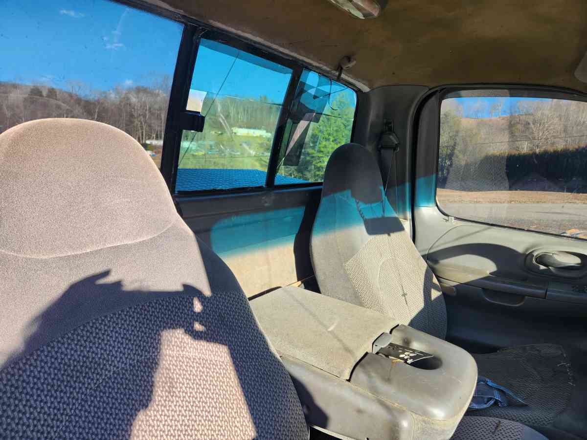 1999 ford f150 triton v8 - Newland, North Carolina - FleaMarketBay