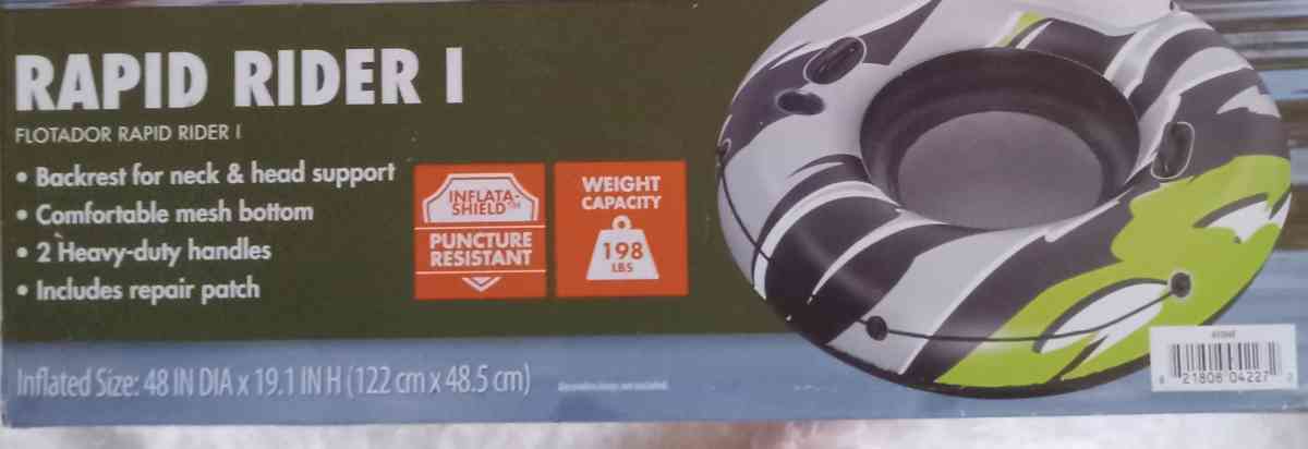 NIB INTERTUBE WITH NWT BEACHTOWEL - Cleveland, Ohio