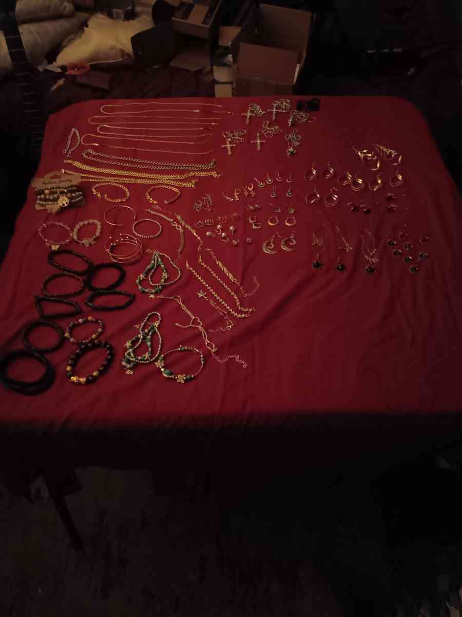 Lot of Costume Jewelry Assorted Fashion Jewelry