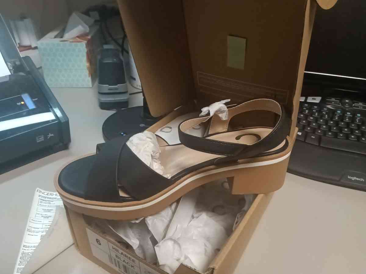 journey collection hilaree black size 6 - Torrance, California - FleaMarketBay