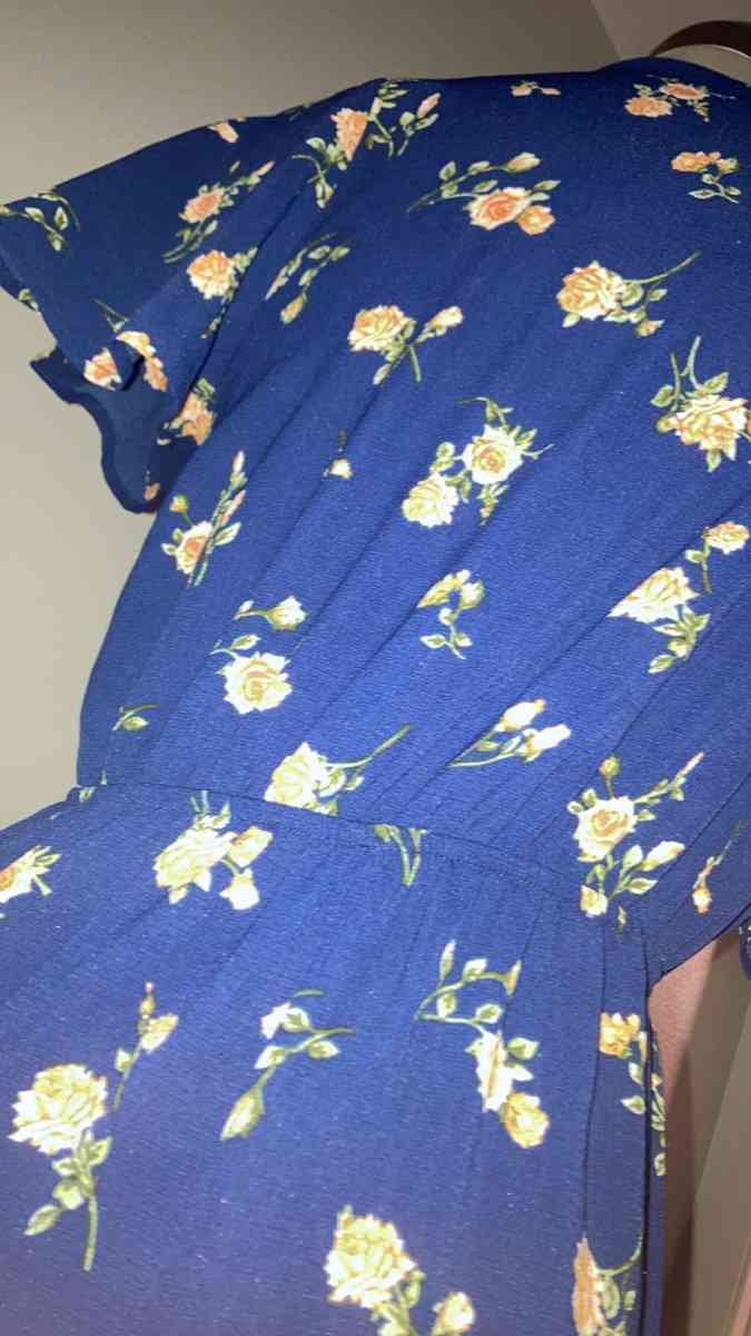 woman jumpsuit - Riverside, California - FleaMarketBay