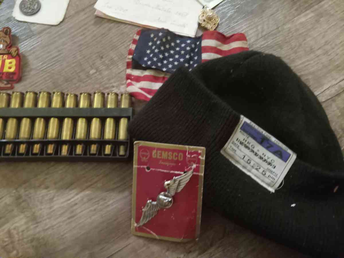 tools  bedroom  furniture nicknacks ect - Omaha, Nebraska