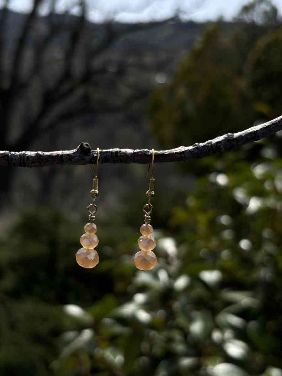 handmade earrings - Tehachapi, California - FleaMarketBay