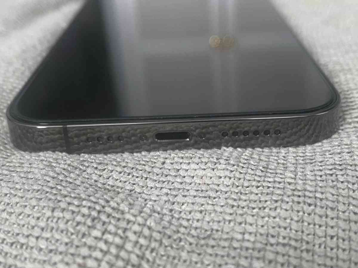 iPhone 13 Pro Max - Atlanta, Georgia - FleaMarketBay