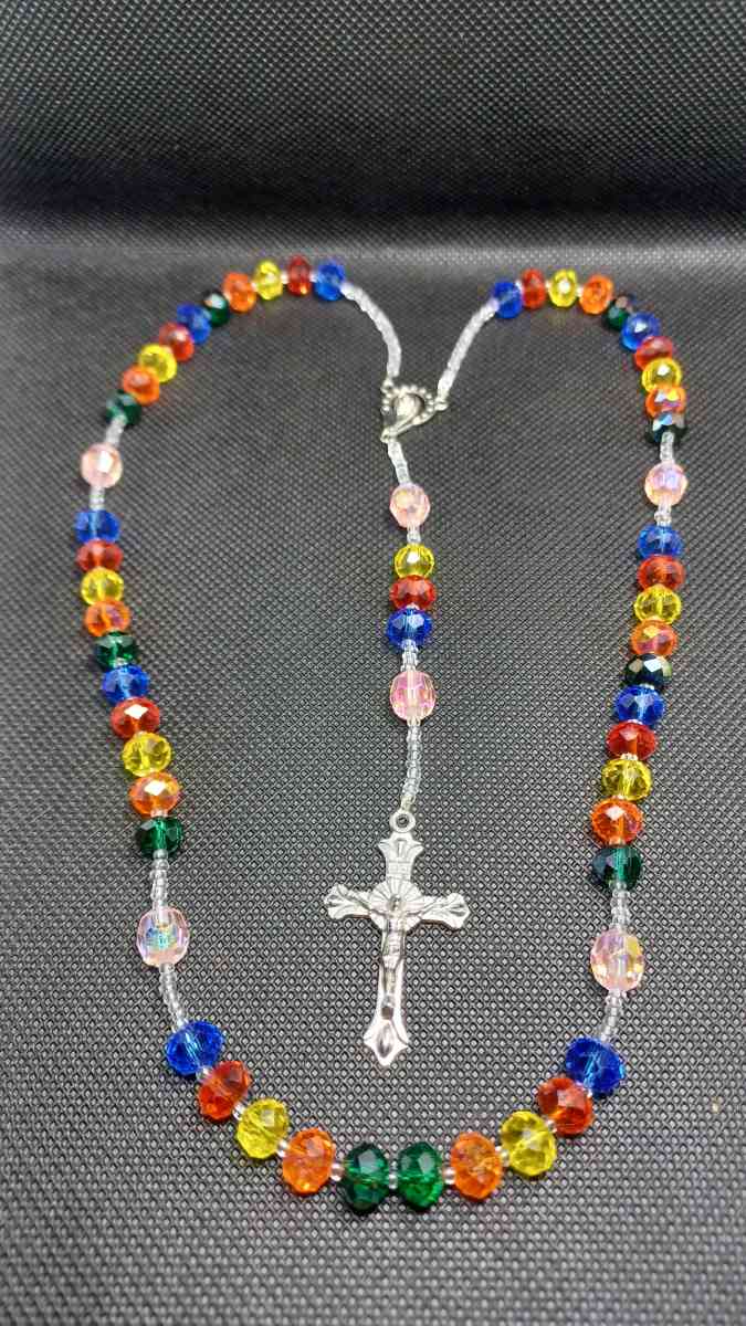 rainbow colors rosary - Brownsville, Texas - FleaMarketBay