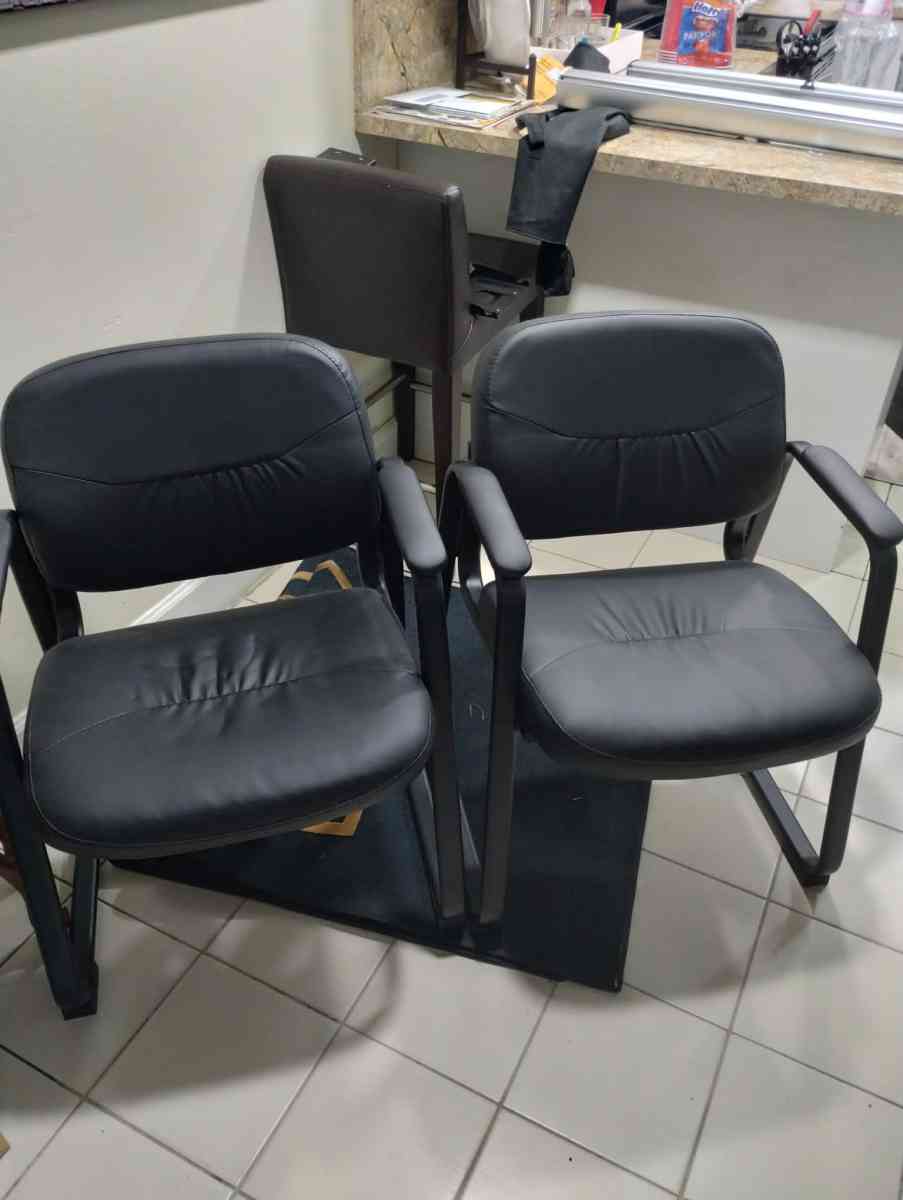 Arm office chairs - Hialeah, Florida