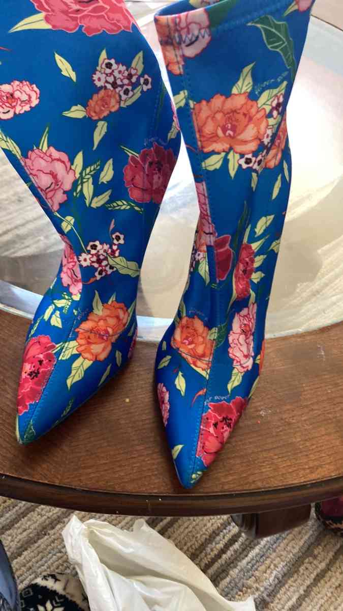 heels - Riverside, California - FleaMarketBay