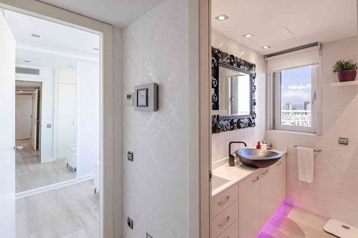 HOUSE FPR RENT - Imperial Beach, California - FleaMarketBay