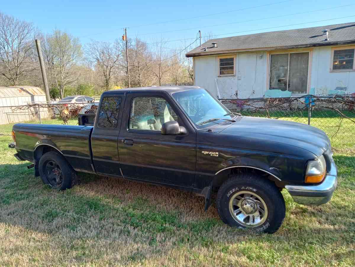 96 Ford ranger 2wd - Springdale, Arkansas - FleaMarketBay