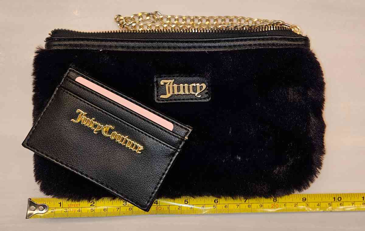 Juicy Couture Wristlet with Small Wallet - Houston, Texas - FleaMarketBay