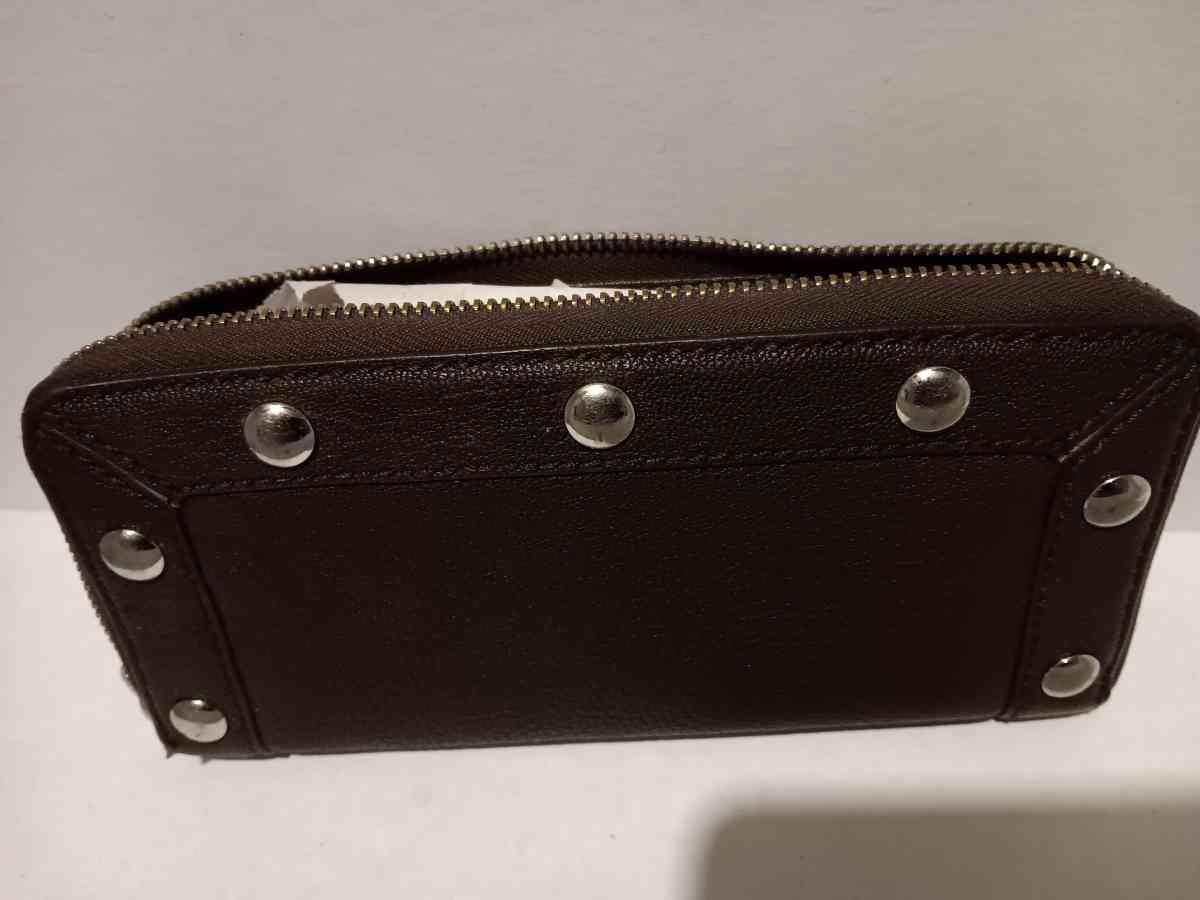 Michael Kors womens wallet - Commerce City, Colorado - FleaMarketBay