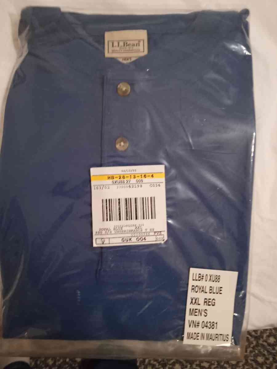 L L Bean Short sleeve shirt - Allen Park, Michigan