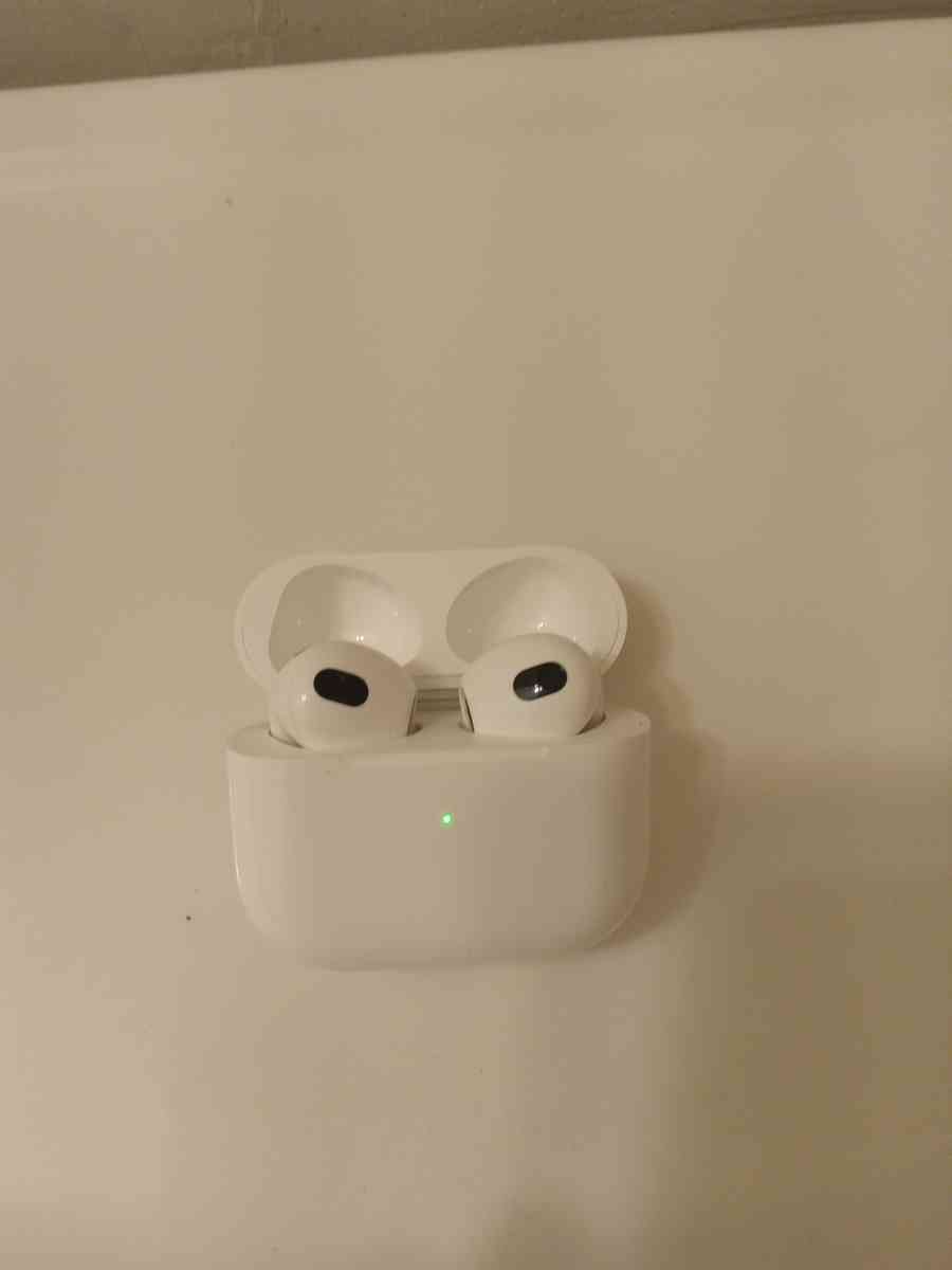Apple Airpods 3rd Generation - San Bernardino, California - FleaMarketBay