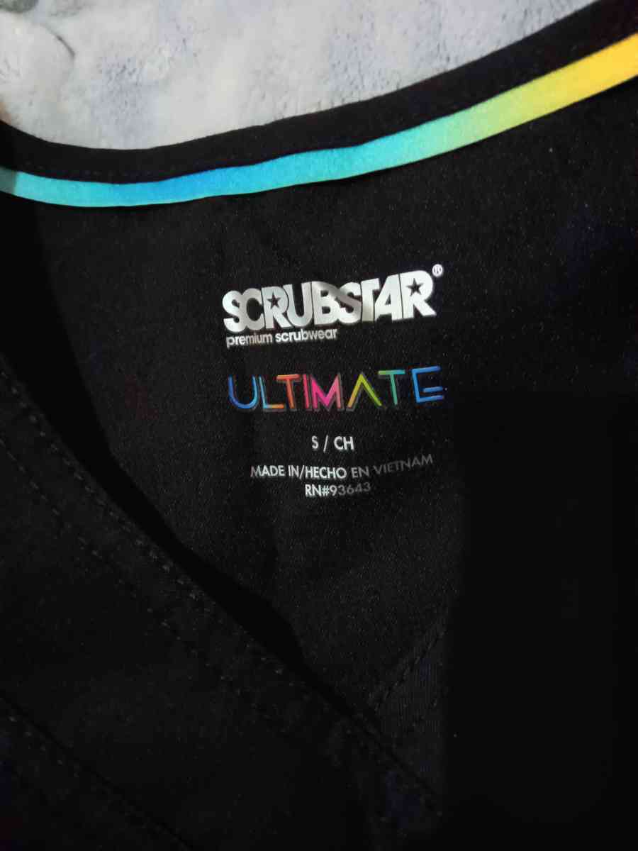 Scrubs with shirt and pants - Louisville, Kentucky - FleaMarketBay