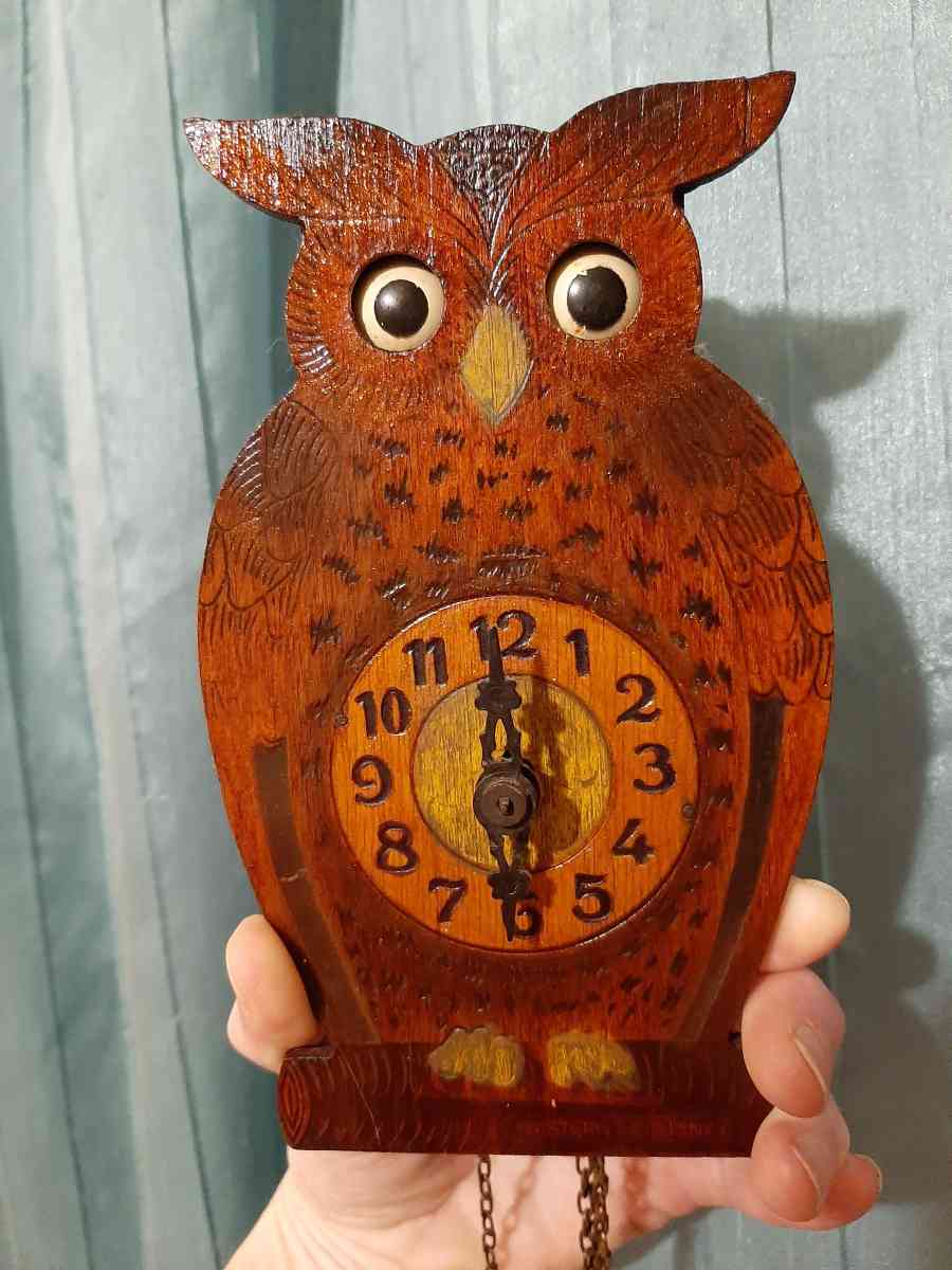 Vintage Black Forest Owl Clock - Dover, Arkansas