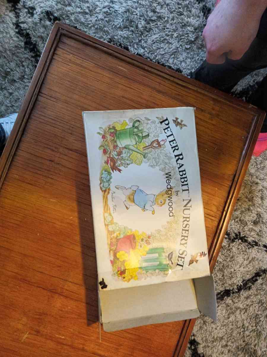 Vintage Nursery Set - Louisville, Kentucky - FleaMarketBay