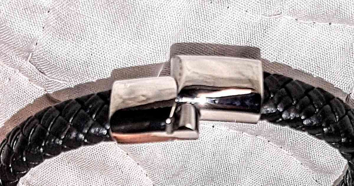 Scorpion PU Braided Leather Bracelet - Englewood, Florida - FleaMarketBay