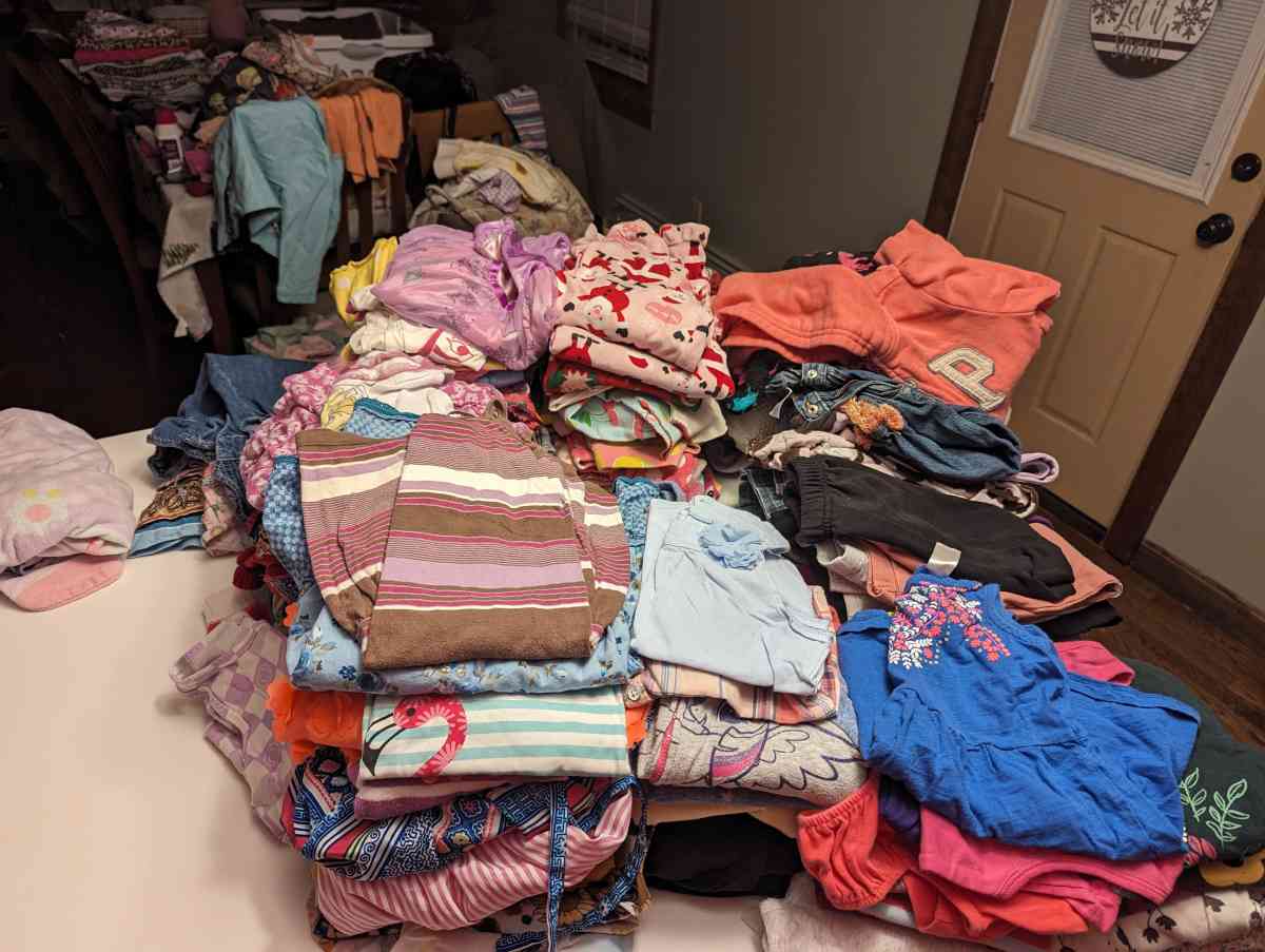 5 t girls clothing - Leominster, Massachusetts