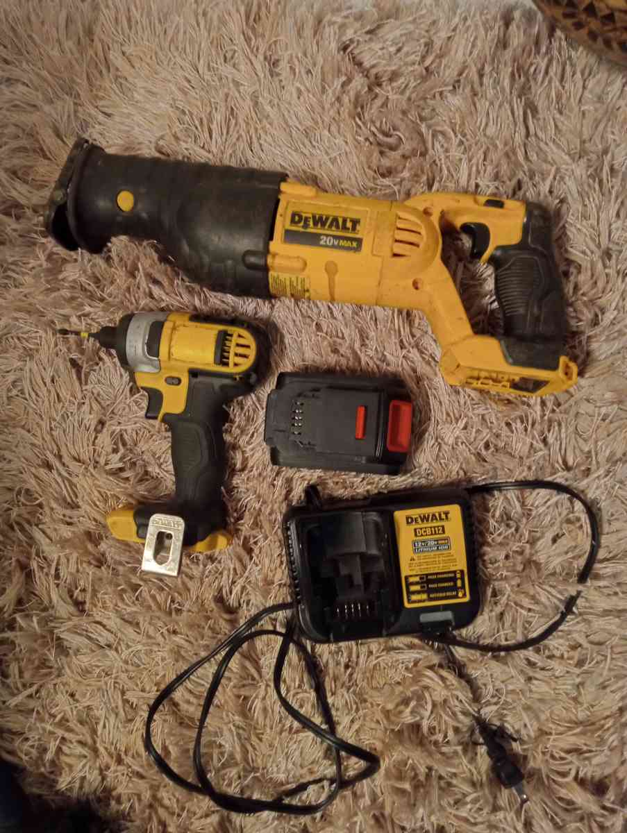DeWalt impact driver and saw - Belmont, North Carolina - FleaMarketBay