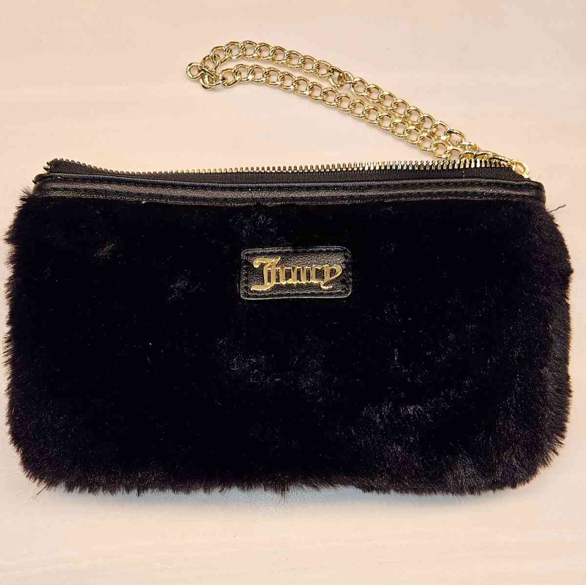 Juicy Couture Wristlet with Small Wallet - Houston, Texas - FleaMarketBay