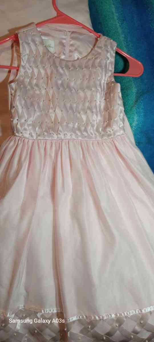 bridesmaid and flowergirl dresses - Altamonte Springs, Florida - FleaMarketBay