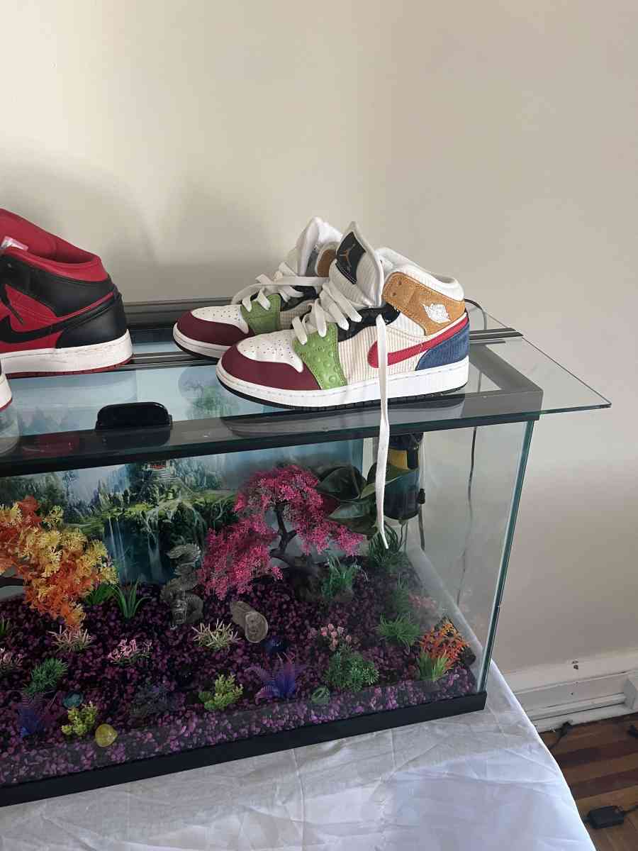 Jordans - Reading, Pennsylvania - FleaMarketBay