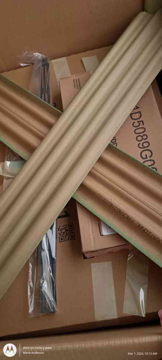 New GE stove with built in AIR fryer - Clover, South Carolina - FleaMarketBay