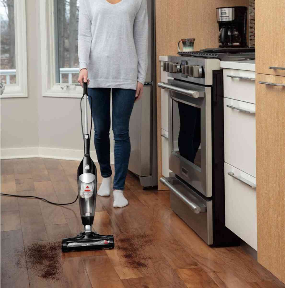 BISSELL 3in1 Turbo Lightweight Stick Vacuum Black - Oak Creek, Wisconsin - FleaMarketBay
