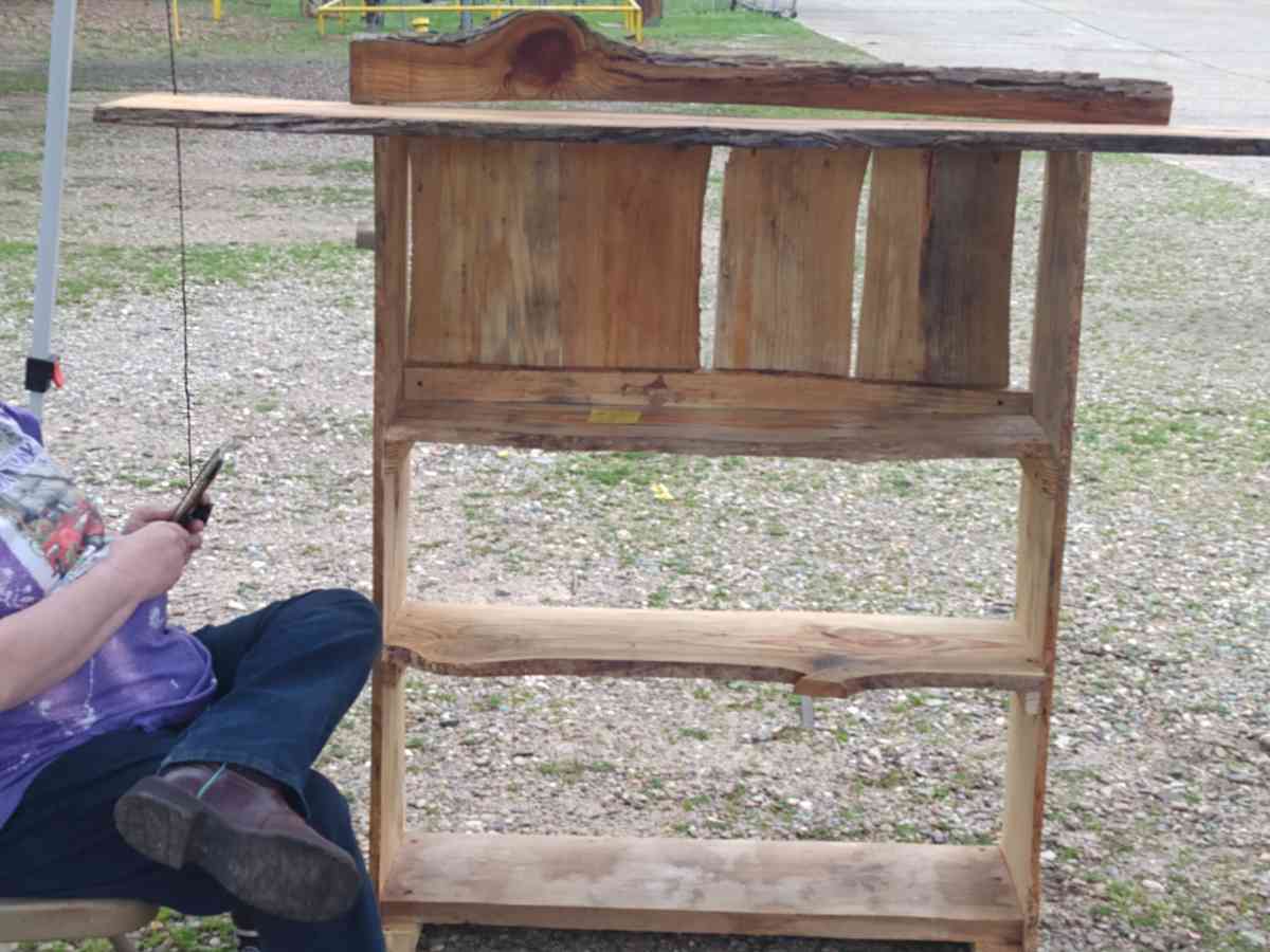 handmade rough cut furniture - Gary, Texas - FleaMarketBay