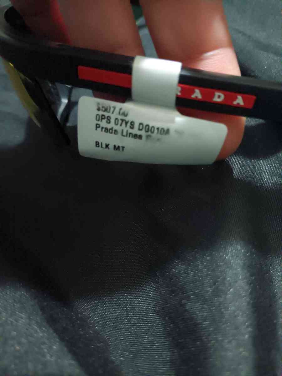 brand new Prada sunglasses - Franklin, Ohio - FleaMarketBay