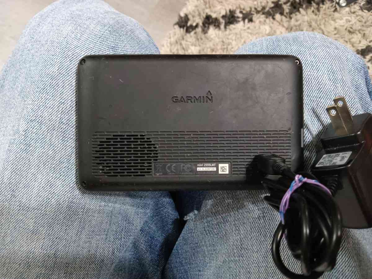 Garmin - Louisville, Kentucky - FleaMarketBay