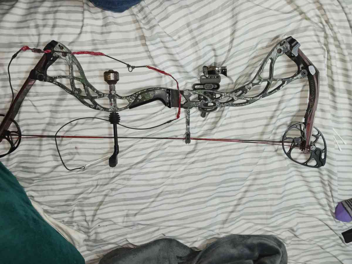 a bow 90 - Iowa Park, Texas - FleaMarketBay