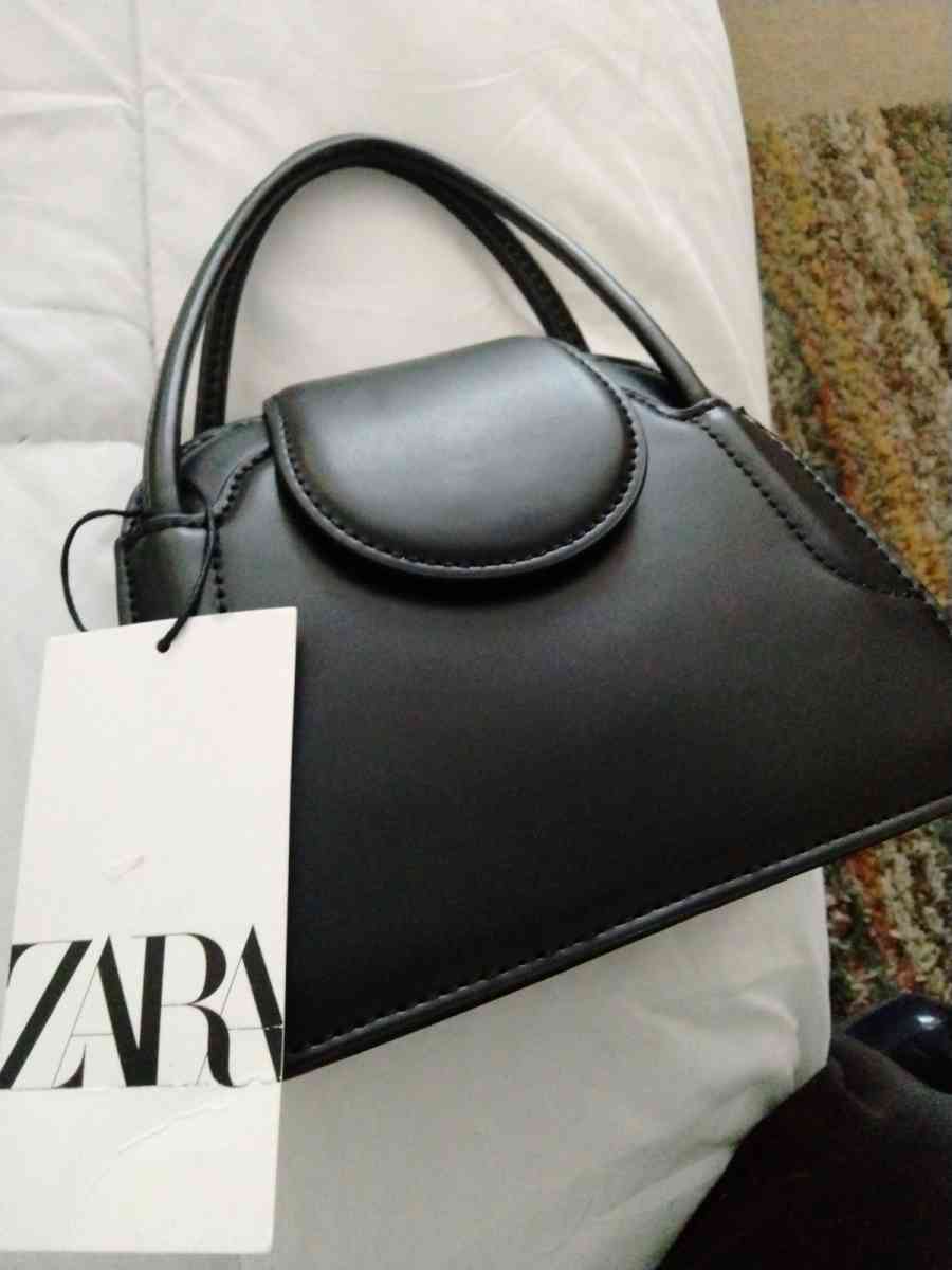 Zara purses 30 each - Catasauqua, Pennsylvania - FleaMarketBay