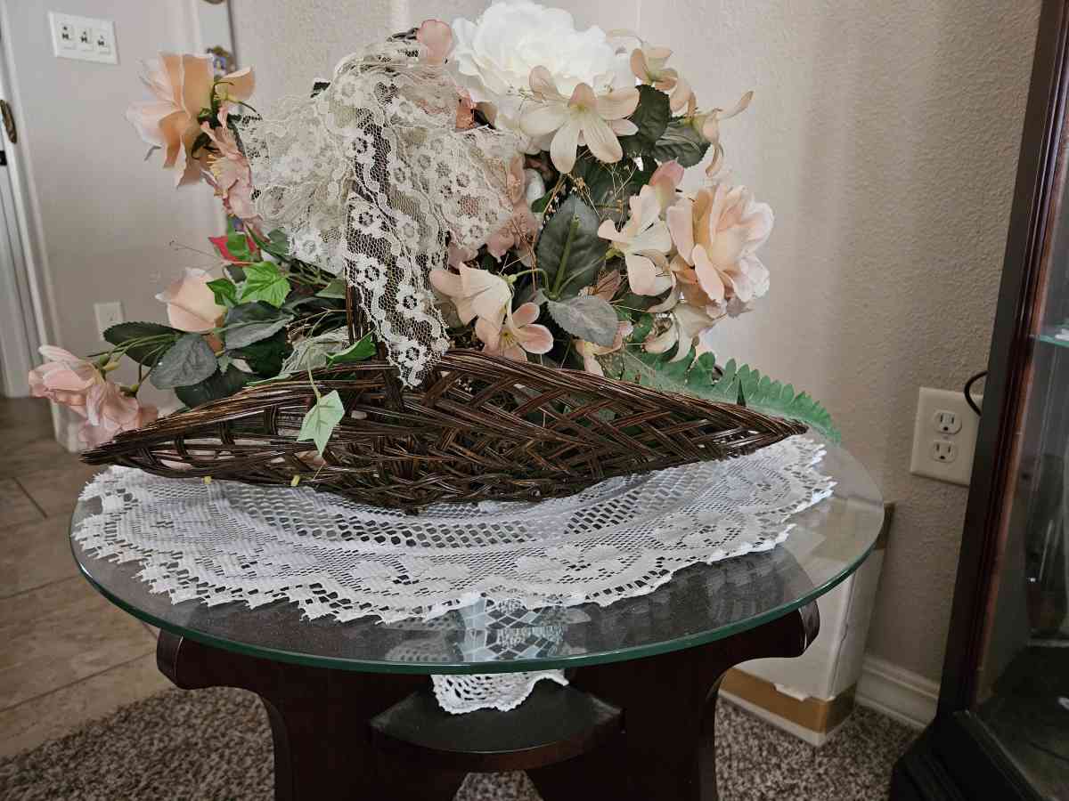 Vintage 80s Large Basket of Flowers - El Paso, Texas - FleaMarketBay