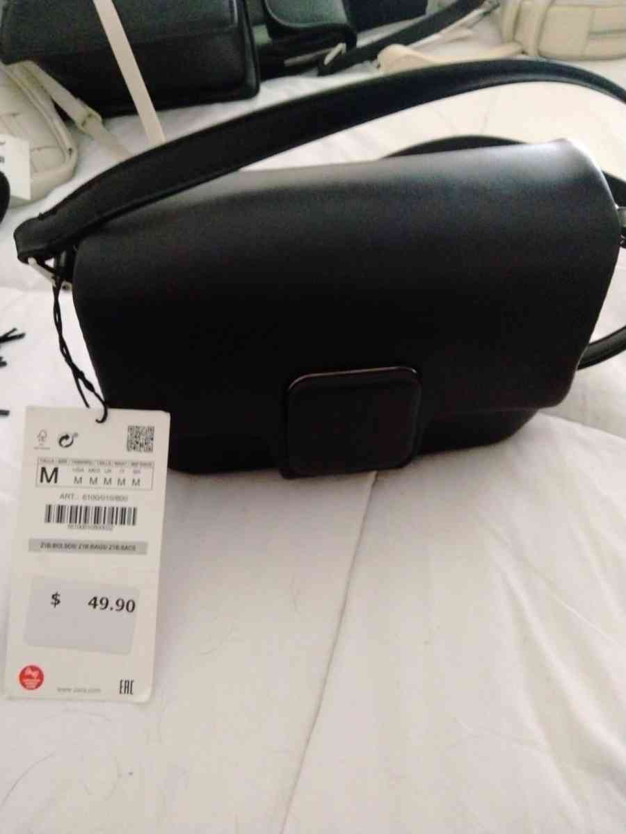 Zara purses 30 each - Catasauqua, Pennsylvania - FleaMarketBay