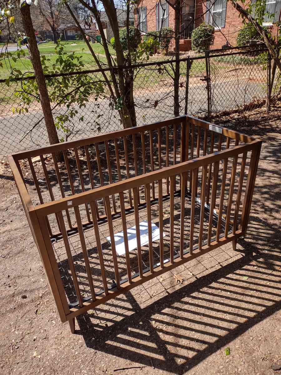 Baby crib - Rock Hill, South Carolina