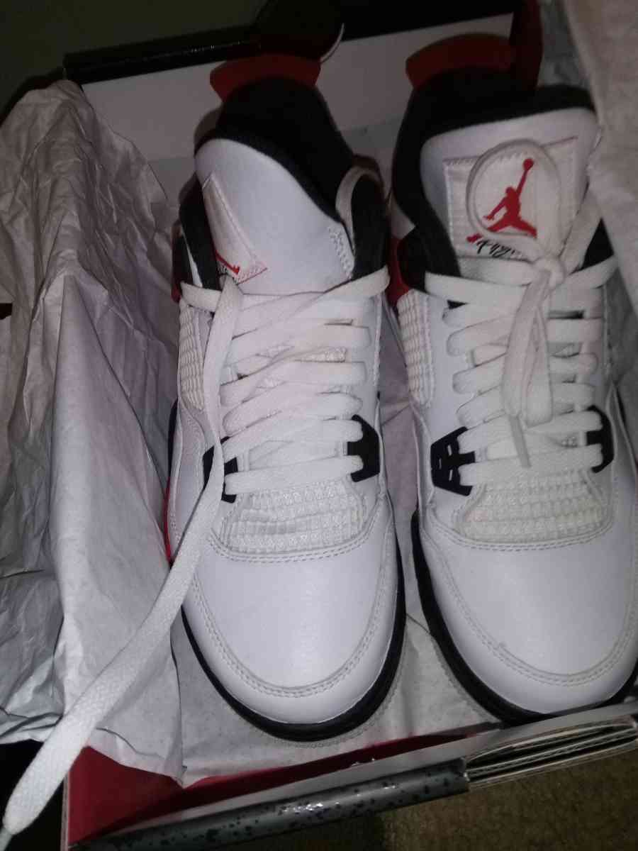 Jordan retro 4s - Cleveland, Ohio - FleaMarketBay