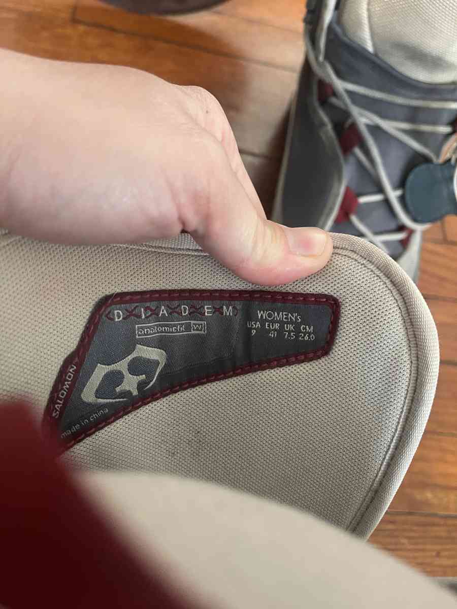 Burton cruzer 151 snowboard womens boots bindings - Lyndhurst, New Jersey - FleaMarketBay