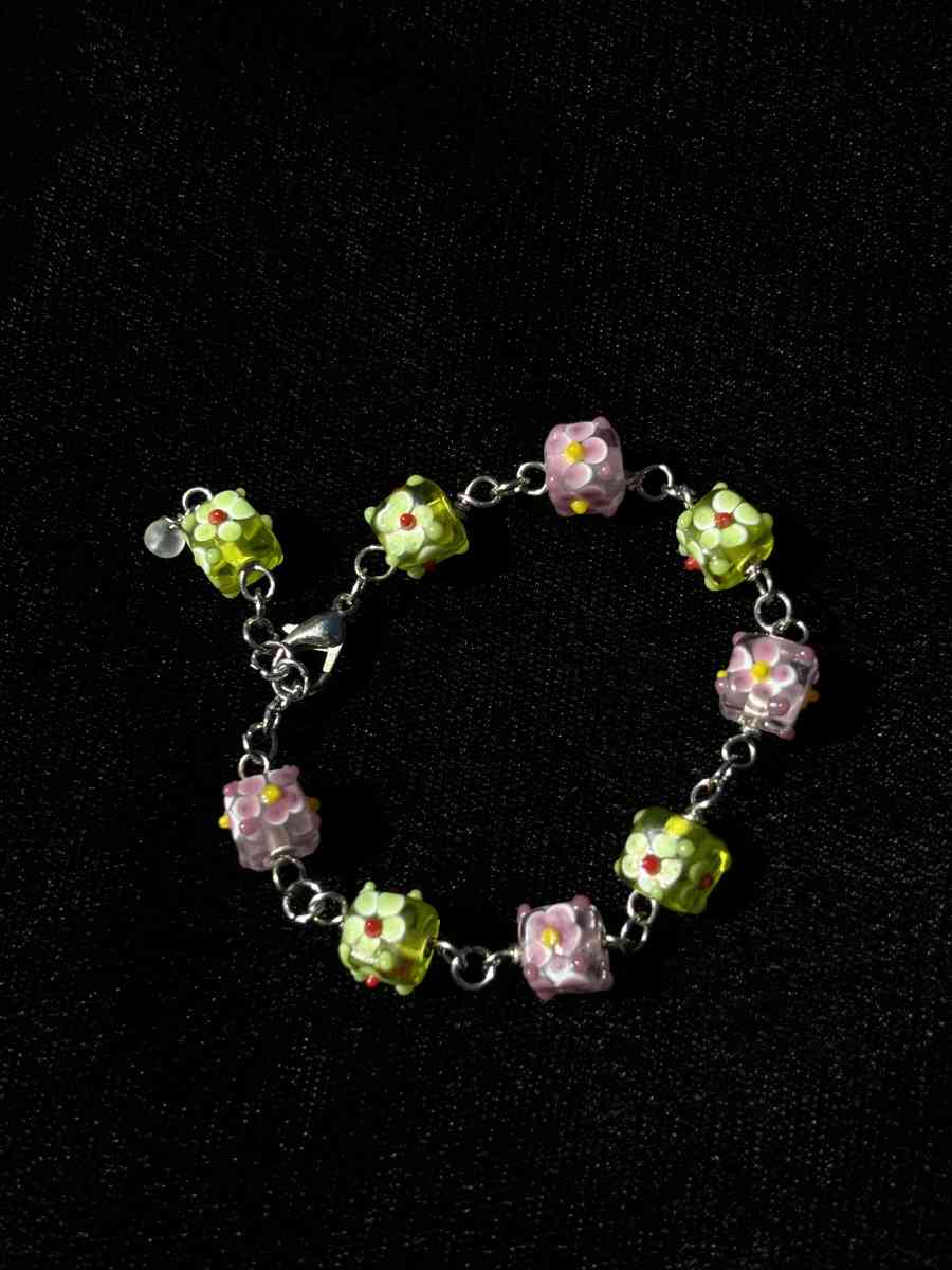 Handmade pink and green textured glass bracelet - Tehachapi, California - FleaMarketBay