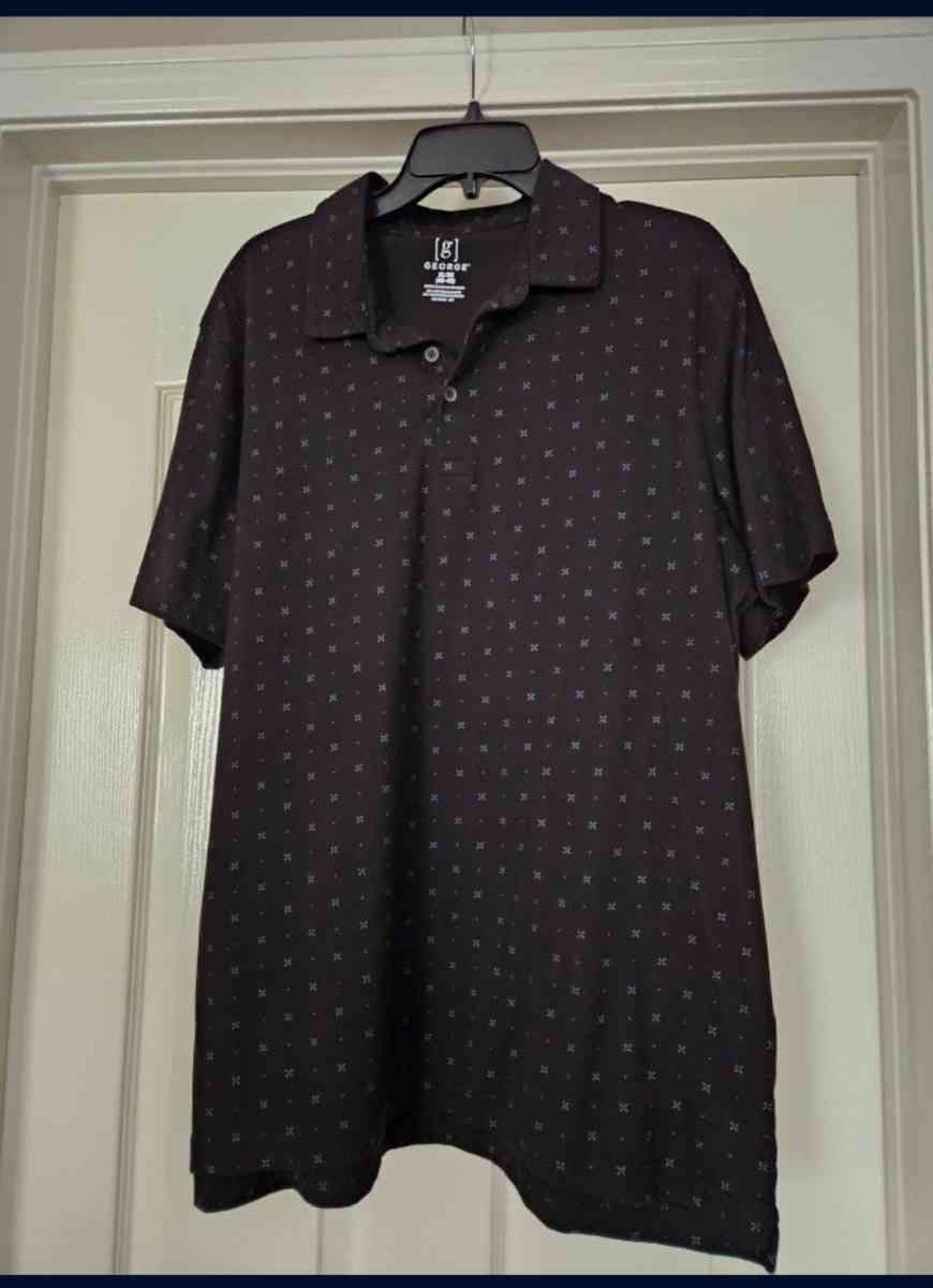 2 Men Shirts - El Paso, Texas